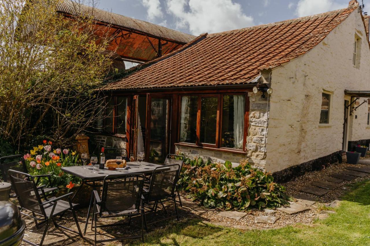 Little England Retreats - Cottage, Yurt And Shepherd Huts Othery Exteriér fotografie