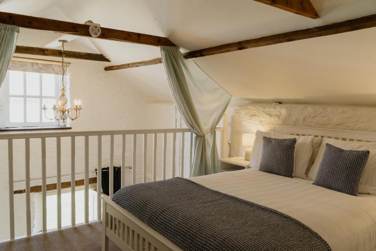 Little England Retreats - Cottage, Yurt And Shepherd Huts Othery Exteriér fotografie