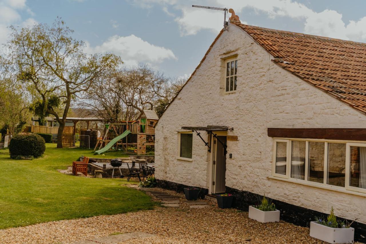 Little England Retreats - Cottage, Yurt And Shepherd Huts Othery Exteriér fotografie