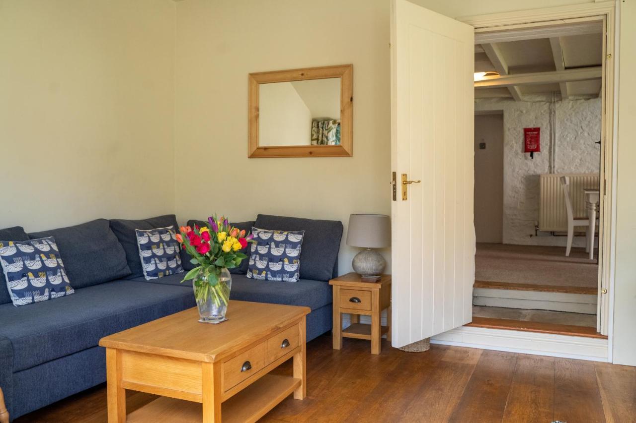 Little England Retreats - Cottage, Yurt And Shepherd Huts Othery Exteriér fotografie
