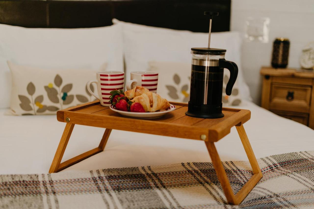 Little England Retreats - Cottage, Yurt And Shepherd Huts Othery Exteriér fotografie