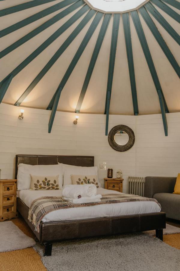 Little England Retreats - Cottage, Yurt And Shepherd Huts Othery Exteriér fotografie