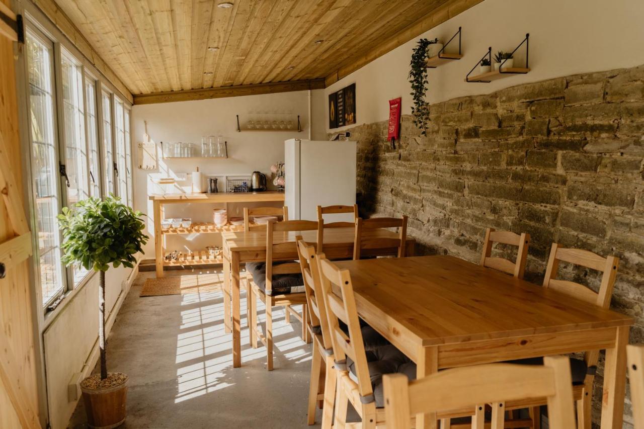 Little England Retreats - Cottage, Yurt And Shepherd Huts Othery Exteriér fotografie