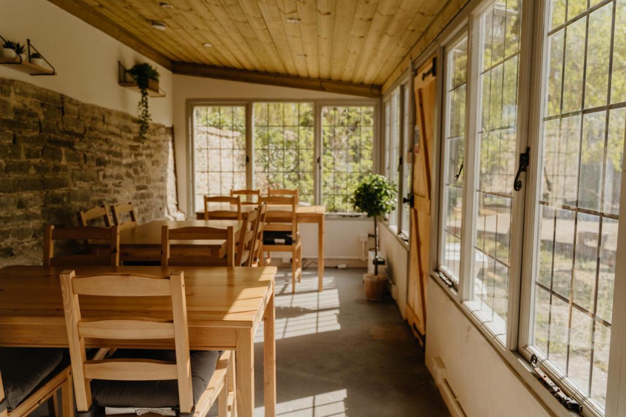 Little England Retreats - Cottage, Yurt And Shepherd Huts Othery Exteriér fotografie