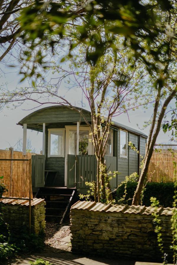 Little England Retreats - Cottage, Yurt And Shepherd Huts Othery Exteriér fotografie