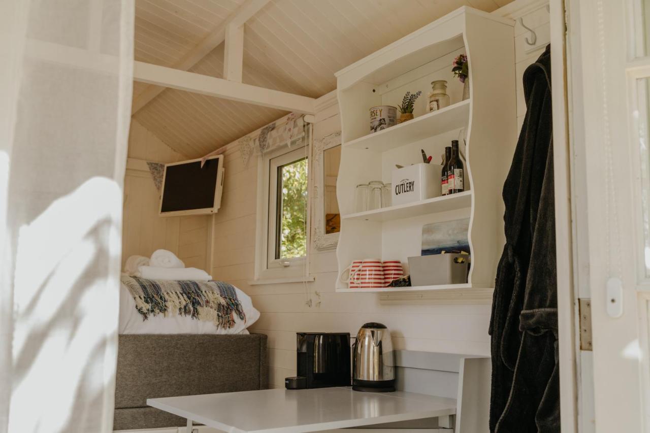 Little England Retreats - Cottage, Yurt And Shepherd Huts Othery Exteriér fotografie