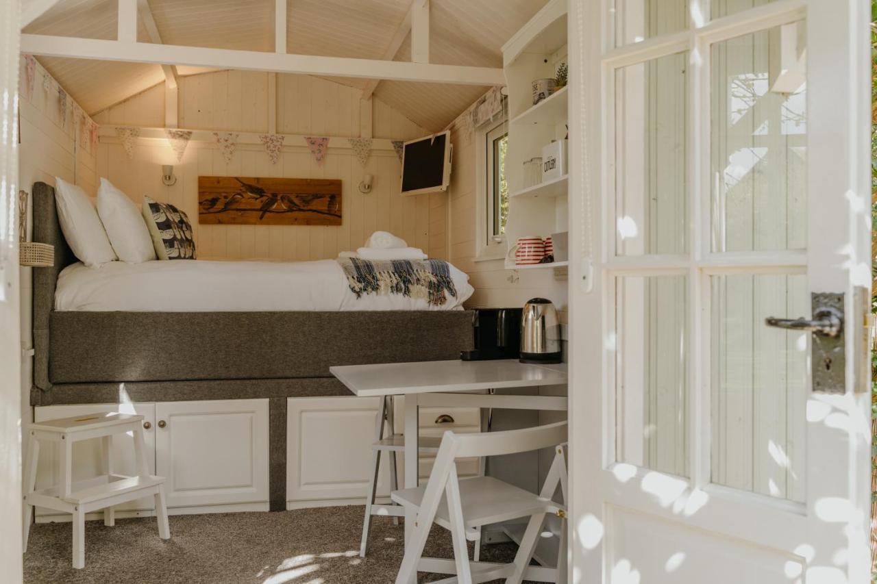 Little England Retreats - Cottage, Yurt And Shepherd Huts Othery Exteriér fotografie