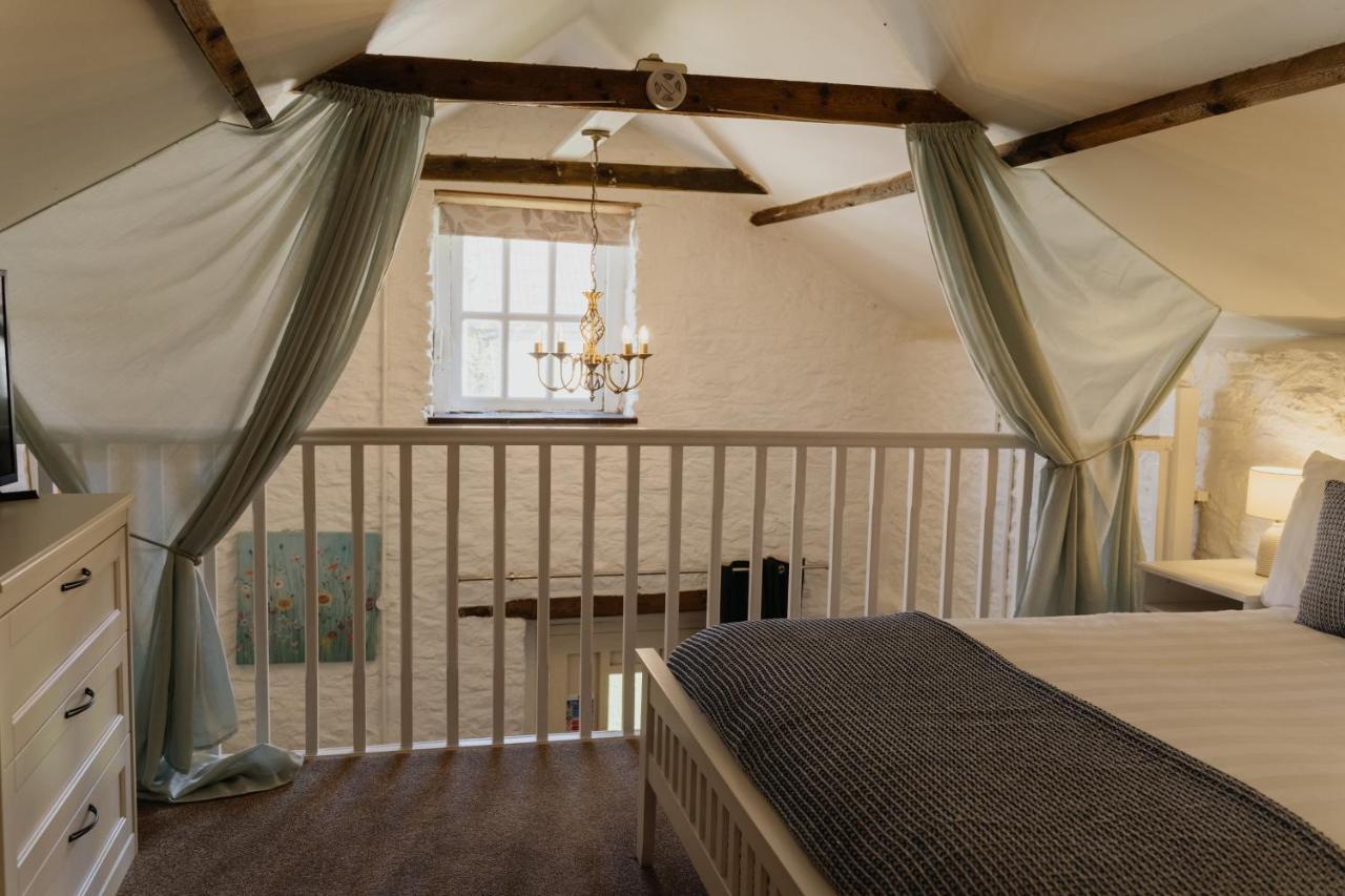 Little England Retreats - Cottage, Yurt And Shepherd Huts Othery Exteriér fotografie
