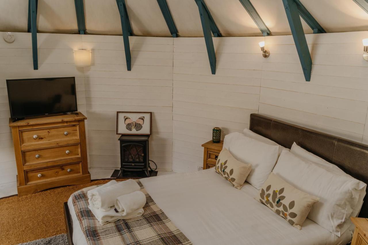 Little England Retreats - Cottage, Yurt And Shepherd Huts Othery Exteriér fotografie