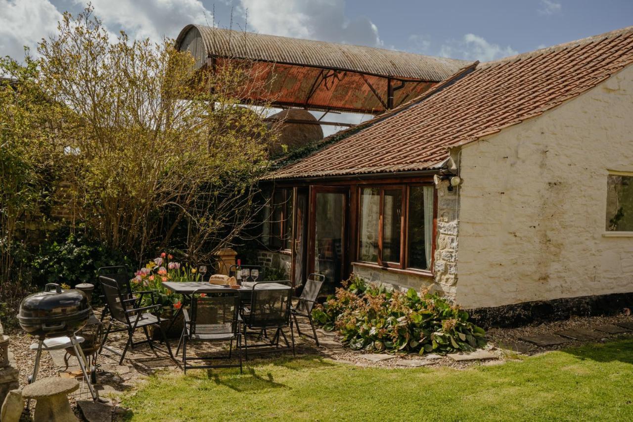 Little England Retreats - Cottage, Yurt And Shepherd Huts Othery Exteriér fotografie